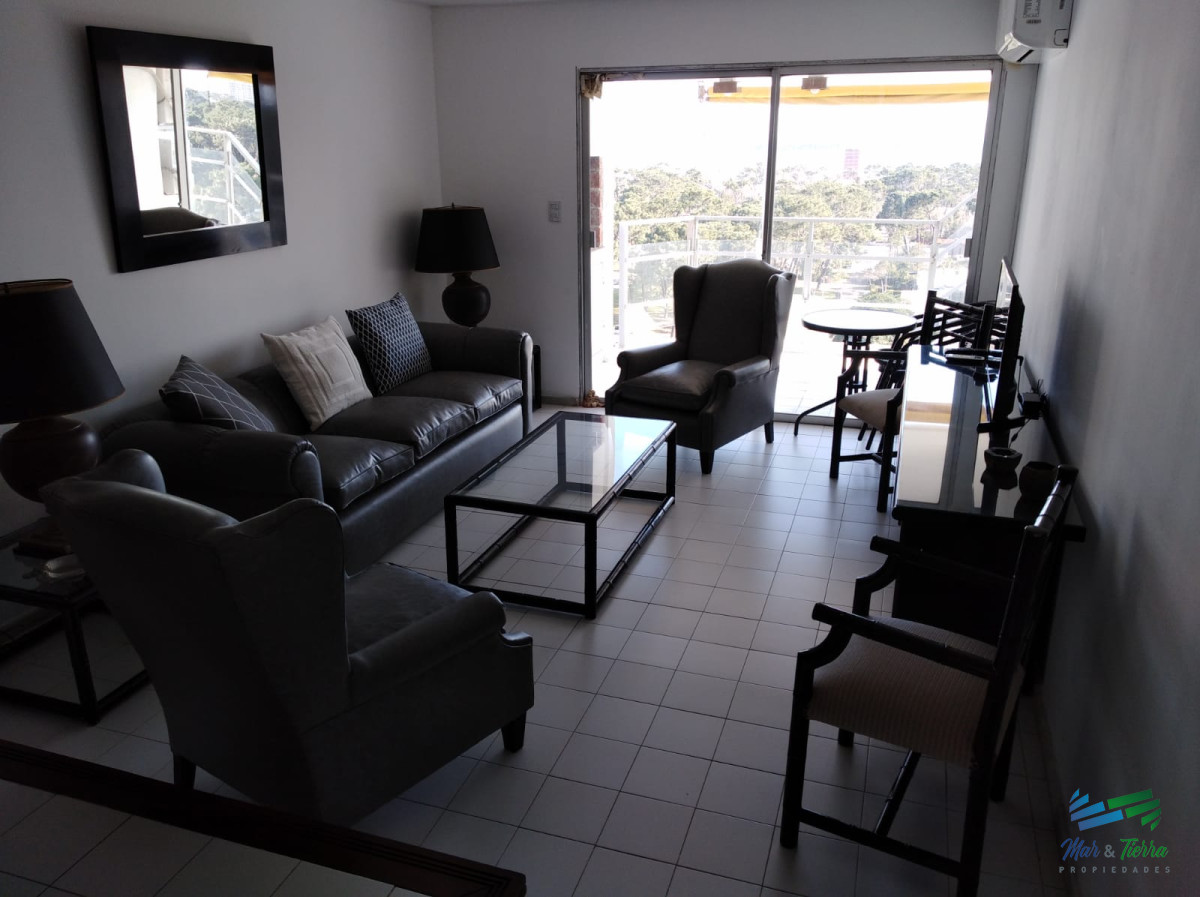 Apartamento ID.4889 - En venta apartamento 3 dormitorios en Roosevelt, zona Cantegril, Punta del Este