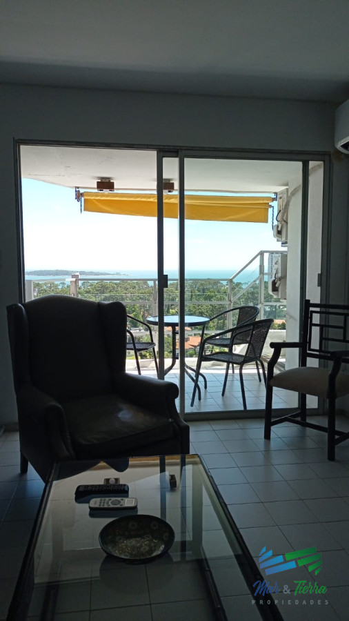 Apartamento ID.4889 - En venta apartamento 3 dormitorios en Roosevelt, zona Cantegril, Punta del Este