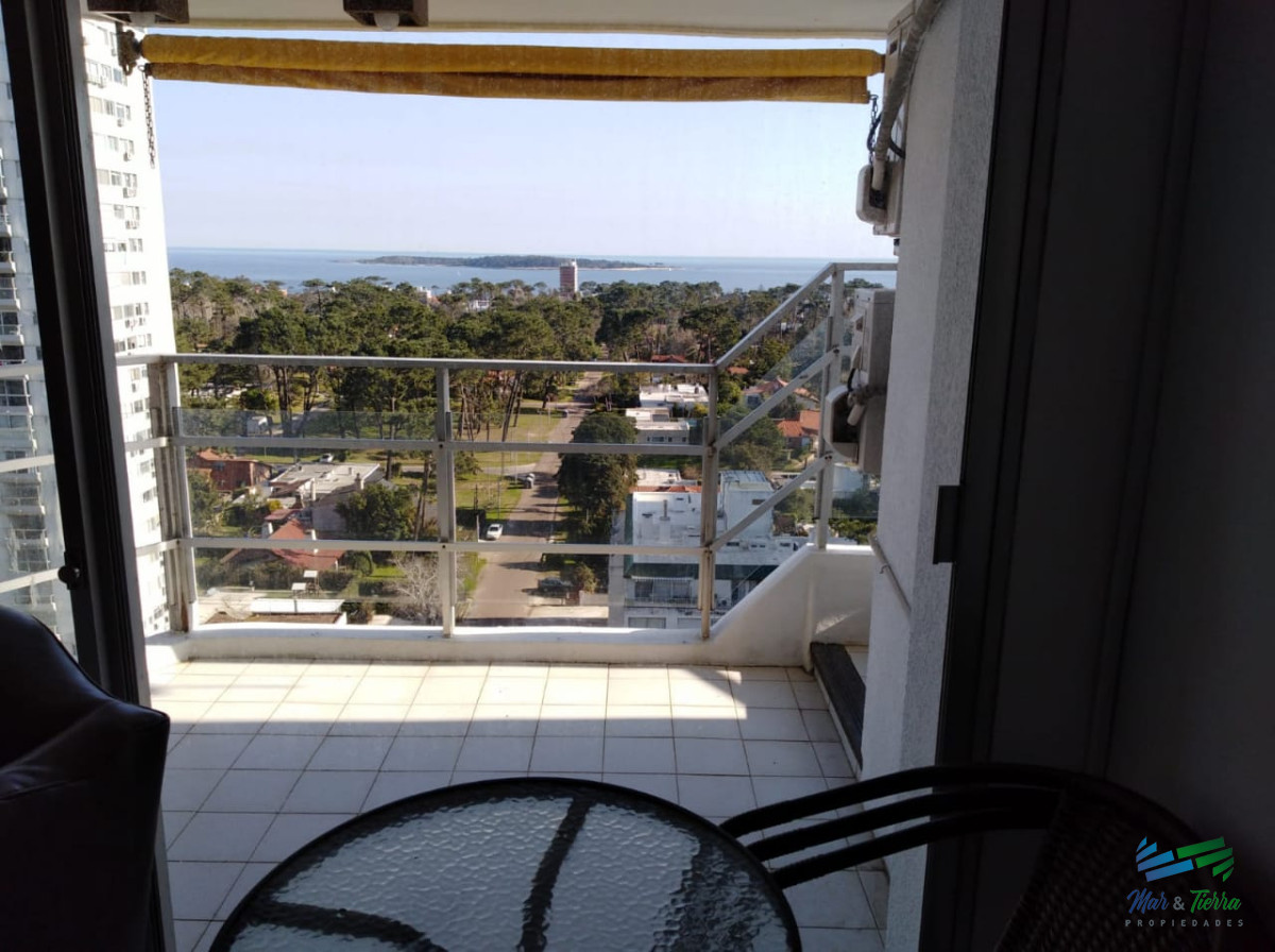Apartamento ID.4889 - En venta apartamento 3 dormitorios en Roosevelt, zona Cantegril, Punta del Este