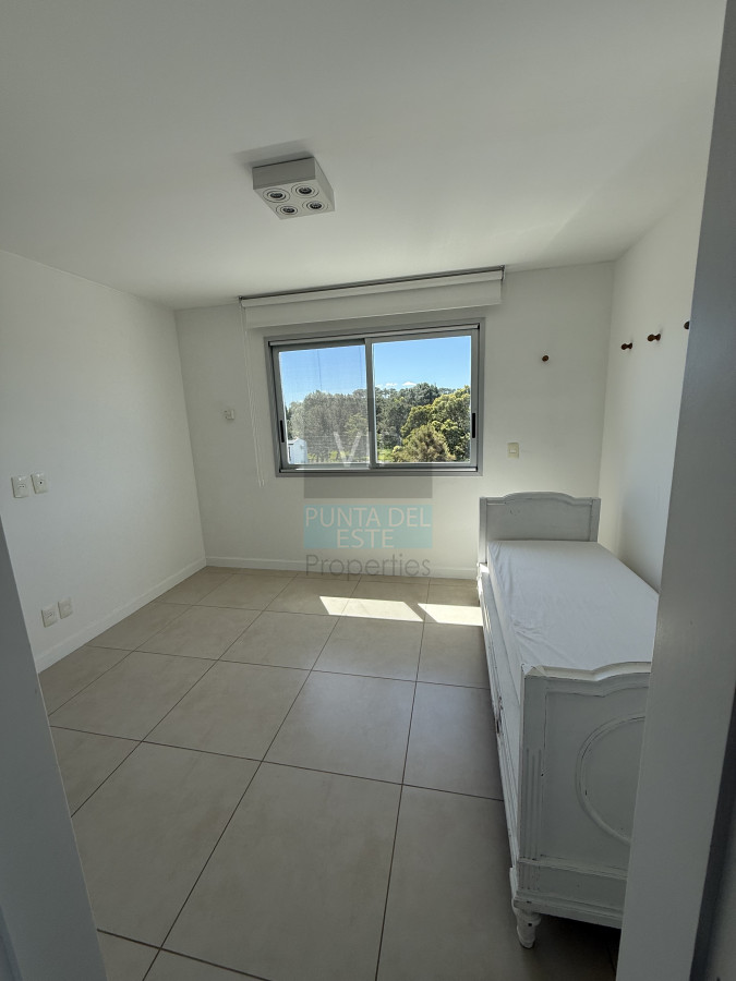 Apartamento ID.2136 - Espectacular apartamento en la Mansa VENTA - ALQ ANUAL 