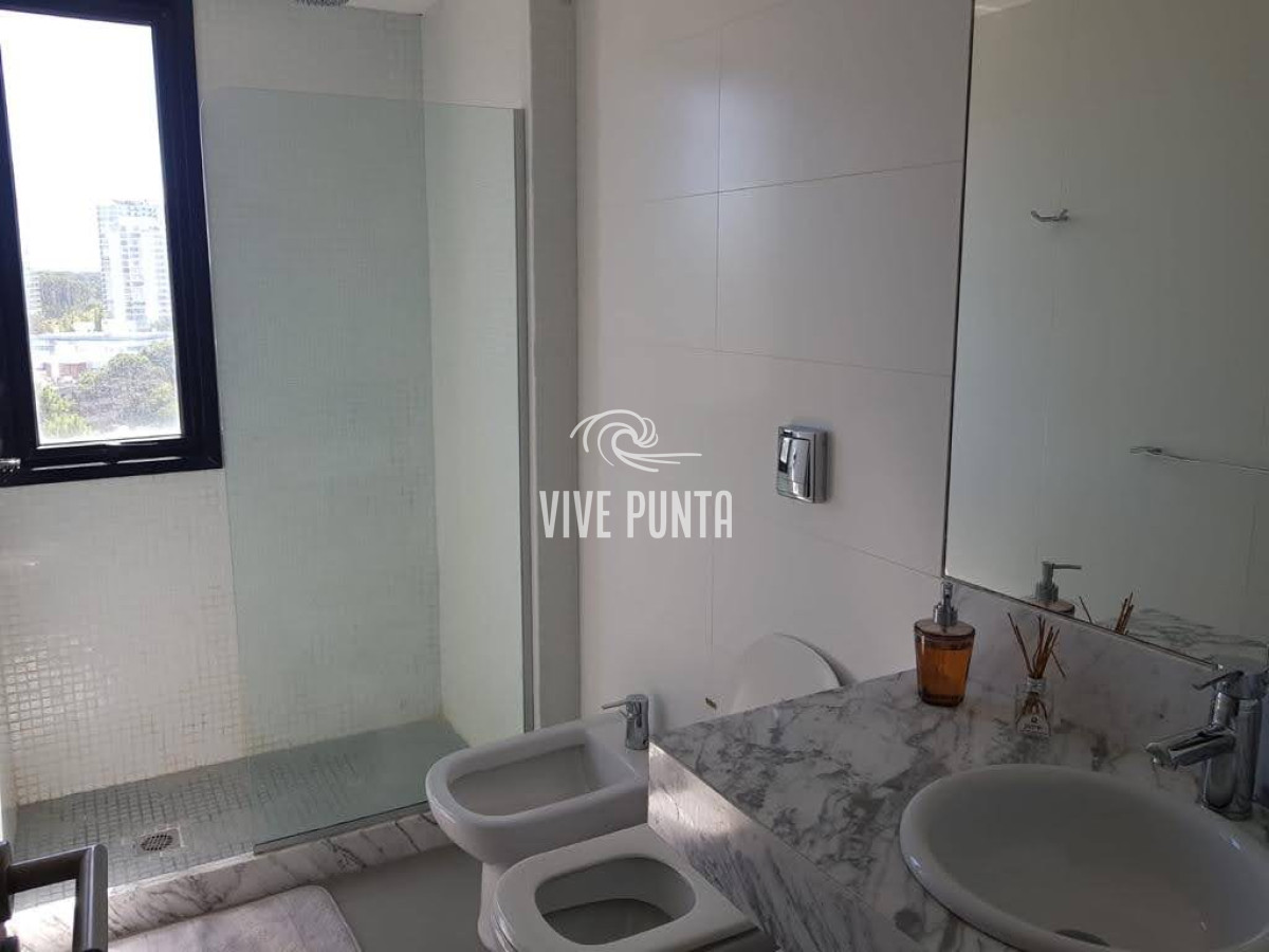 Apartamento ID.1012 - Parada 6 Brava - Alquiler anual 