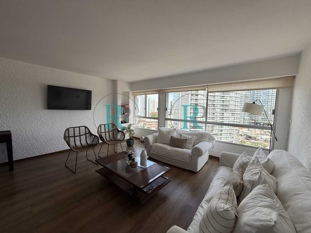 Apartamento ID.2546 - VENTA HERMOSO APTO A PASOS DE LA BRAVA 