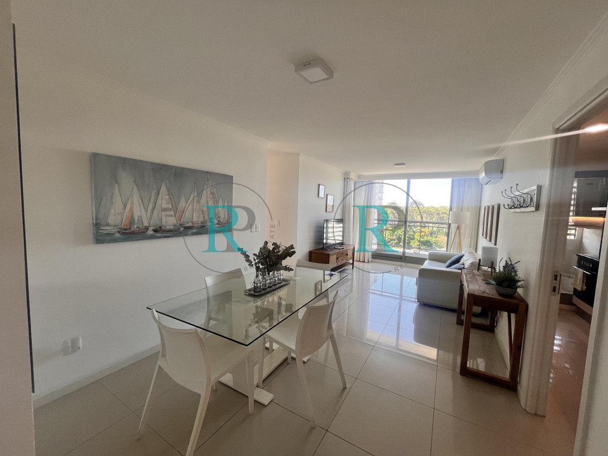 Apartamento ID.1548 - Alquiler Anual apto en excelente ubicación 