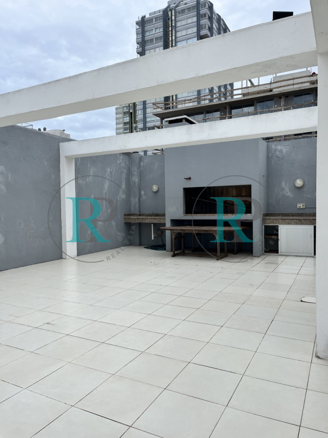 Apartamento ID.2102 - Venta en Peninsula apto divinooooo