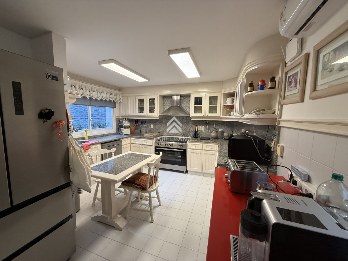 Apartamento ID.5351 - Venta apartamento 3 dormitorios 
