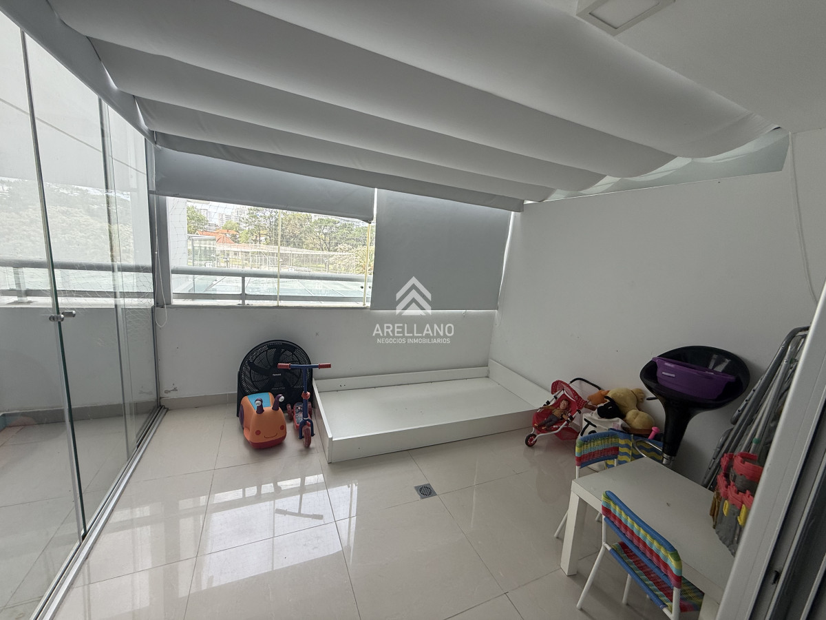 Apartamento ID.5660 - Venta apartamento 2 dormitorios en Playa Mansa