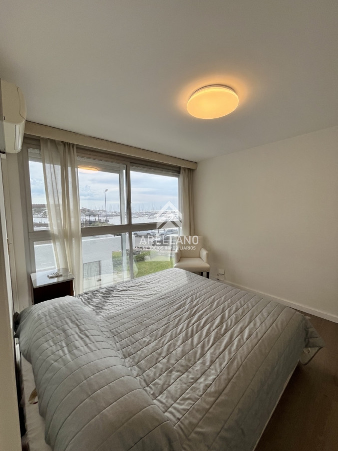 Apartamento ID.3225 - Venta apartamento 3 dormitorios y dependencia de servicio 