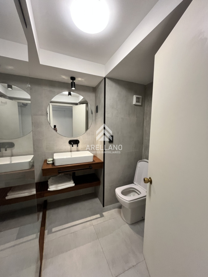 Apartamento ID.3225 - Venta apartamento 3 dormitorios y dependencia de servicio 