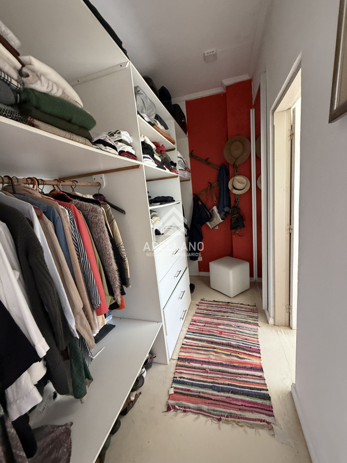 Casa ID.5635 - Venta casa en Tio Tom 4 dormitorios