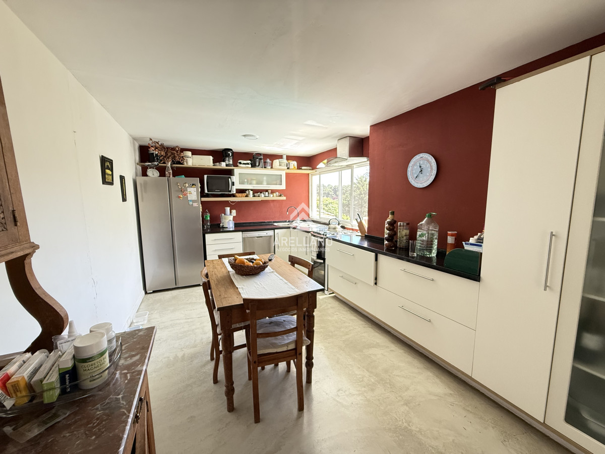 Casa ID.5635 - Venta casa en Tio Tom 4 dormitorios