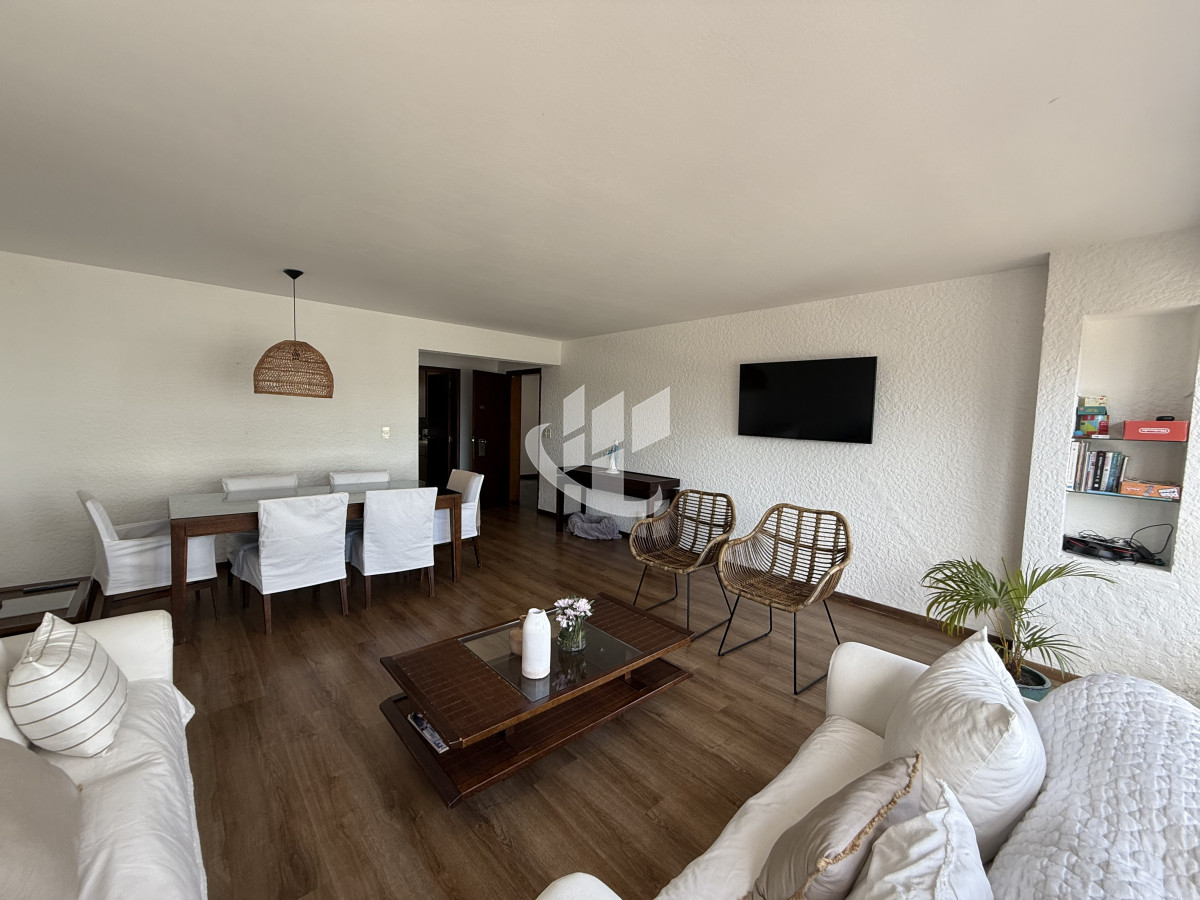 Apartamento ID.2114 - VENTA HERMOSO APTO A PASOS DE LA BRAVA 