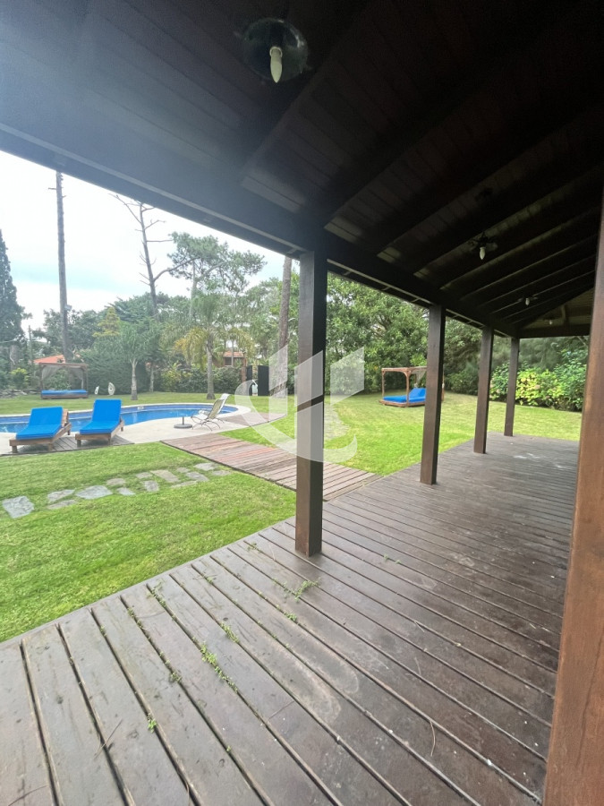 Casa ID.2639 - PUNTA DEL ESTE MANSA EXCELENTE PROPIEDAD EN VENTA 