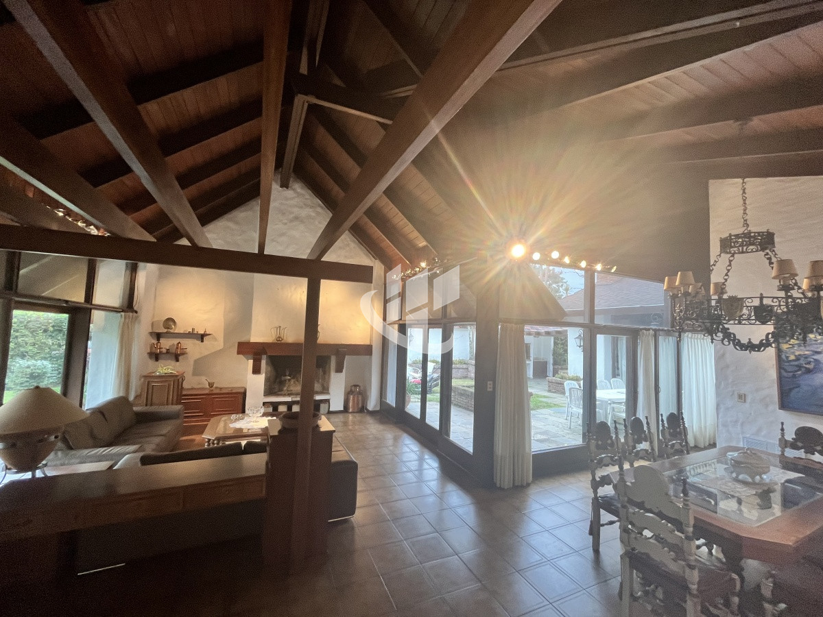 Casa ID.2639 - PUNTA DEL ESTE MANSA EXCELENTE PROPIEDAD EN VENTA 