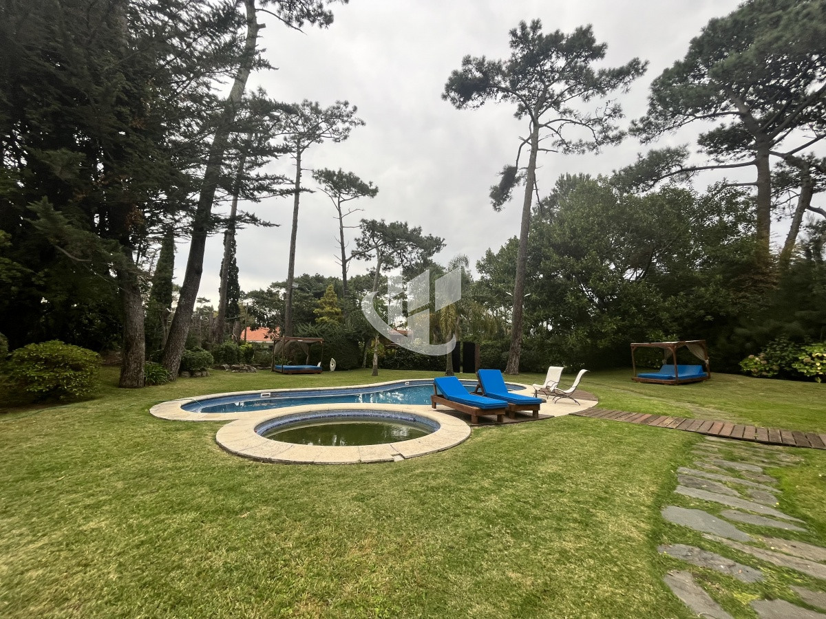 Casa ID.2639 - PUNTA DEL ESTE MANSA EXCELENTE PROPIEDAD EN VENTA 