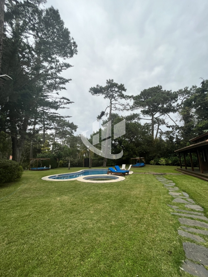 Casa ID.2639 - PUNTA DEL ESTE MANSA EXCELENTE PROPIEDAD EN VENTA 
