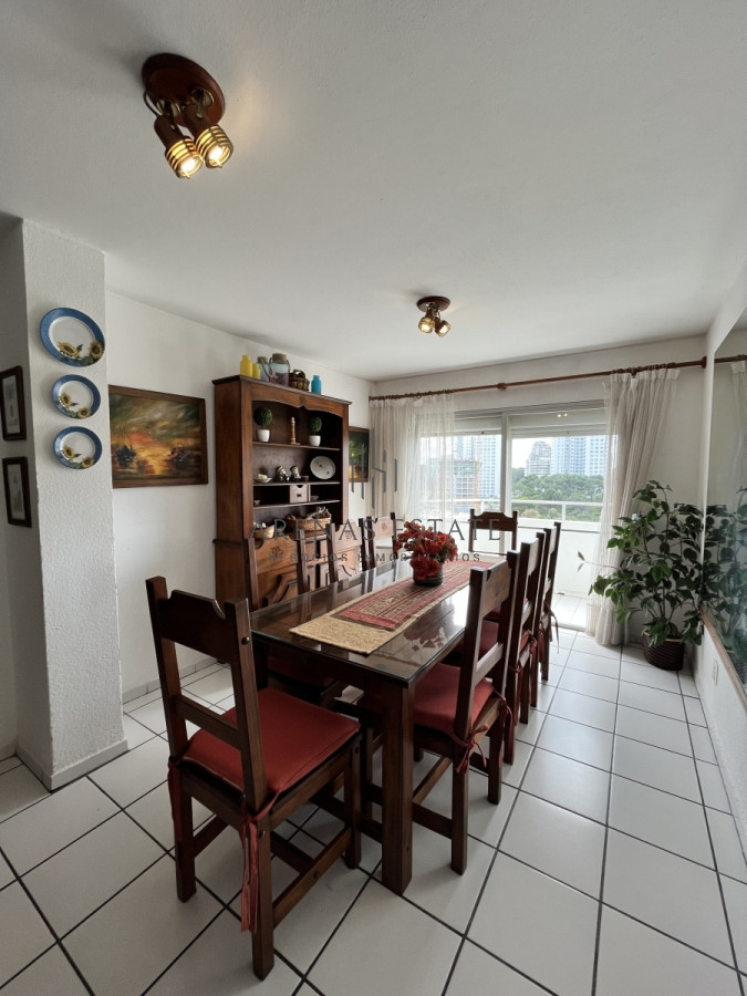 Apartamento ID.2511 - Venta apartamento en muy buena zona! Cerca de todo!