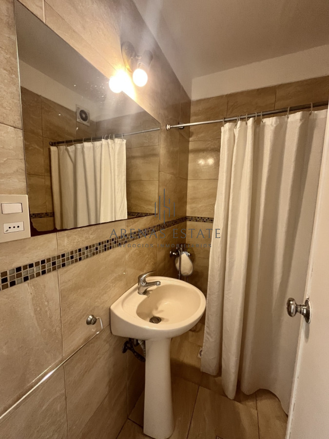 Apartamento ID.3386 - Alquiler Anual 