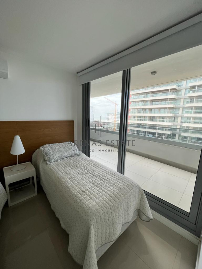 Apartamento ID.2659 - Apartamento de dos dormitorios en alquiler Punta del Este 