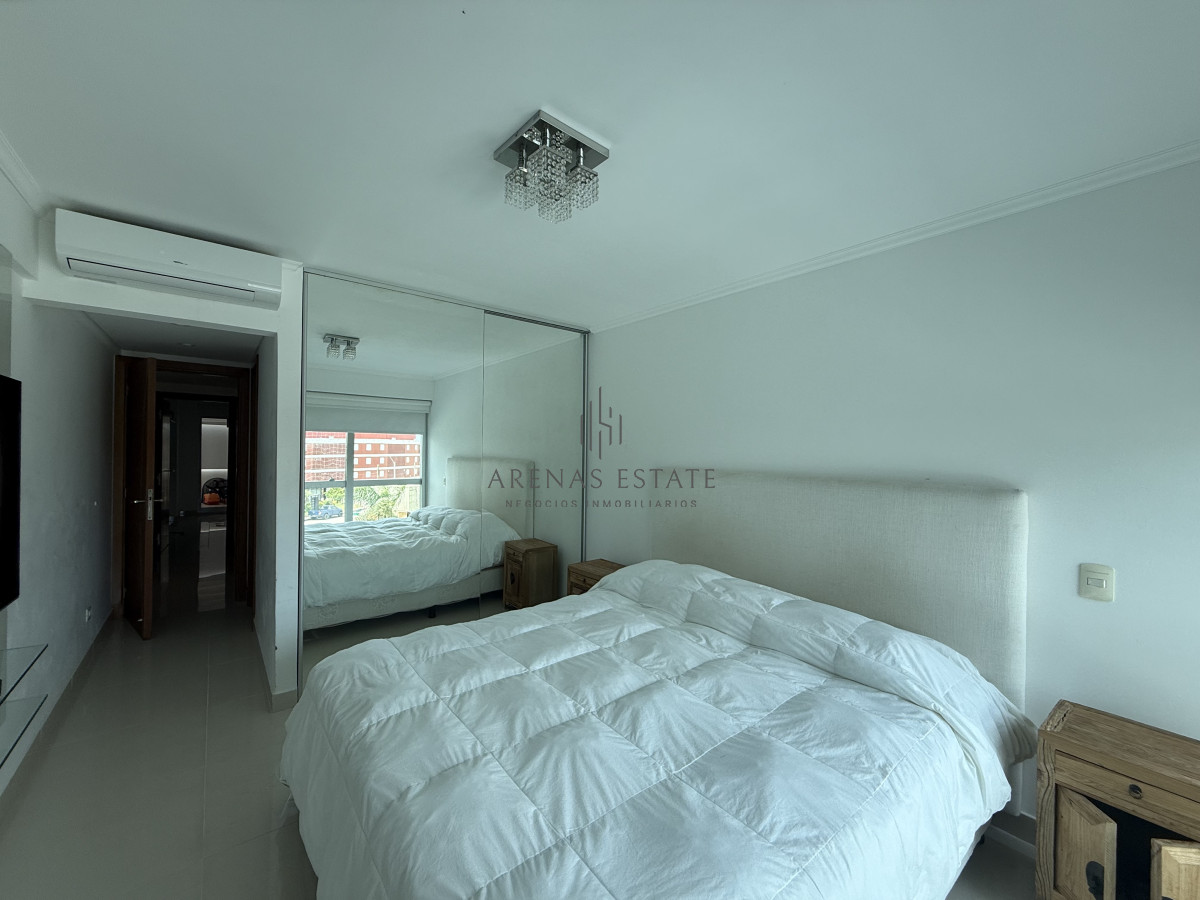 Apartamento ID.4102 - Venta apto en Playa Mansa 