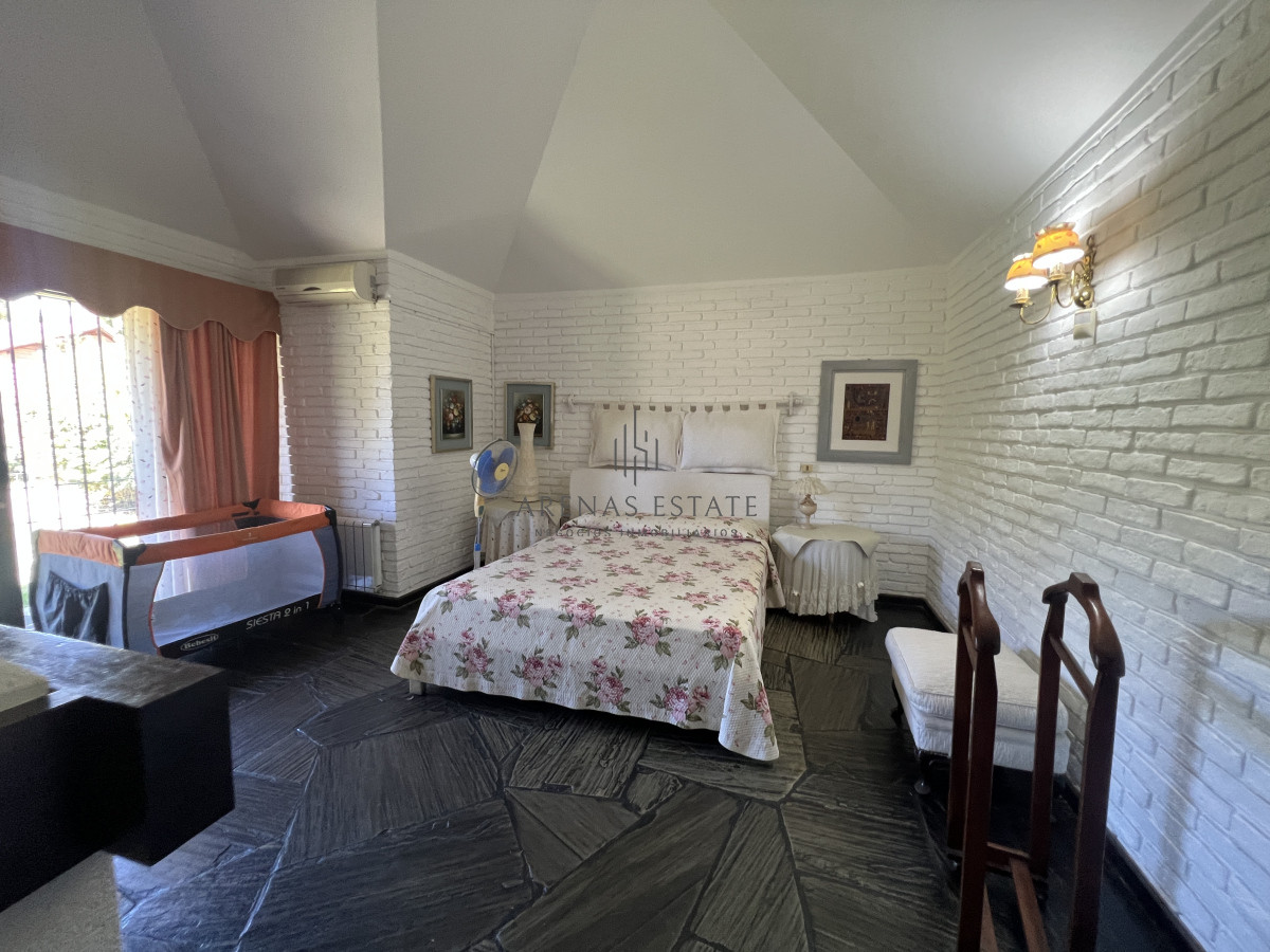Casa ID.2993 - Casa en venta en Jardines de Cordoba , Punta del Este 