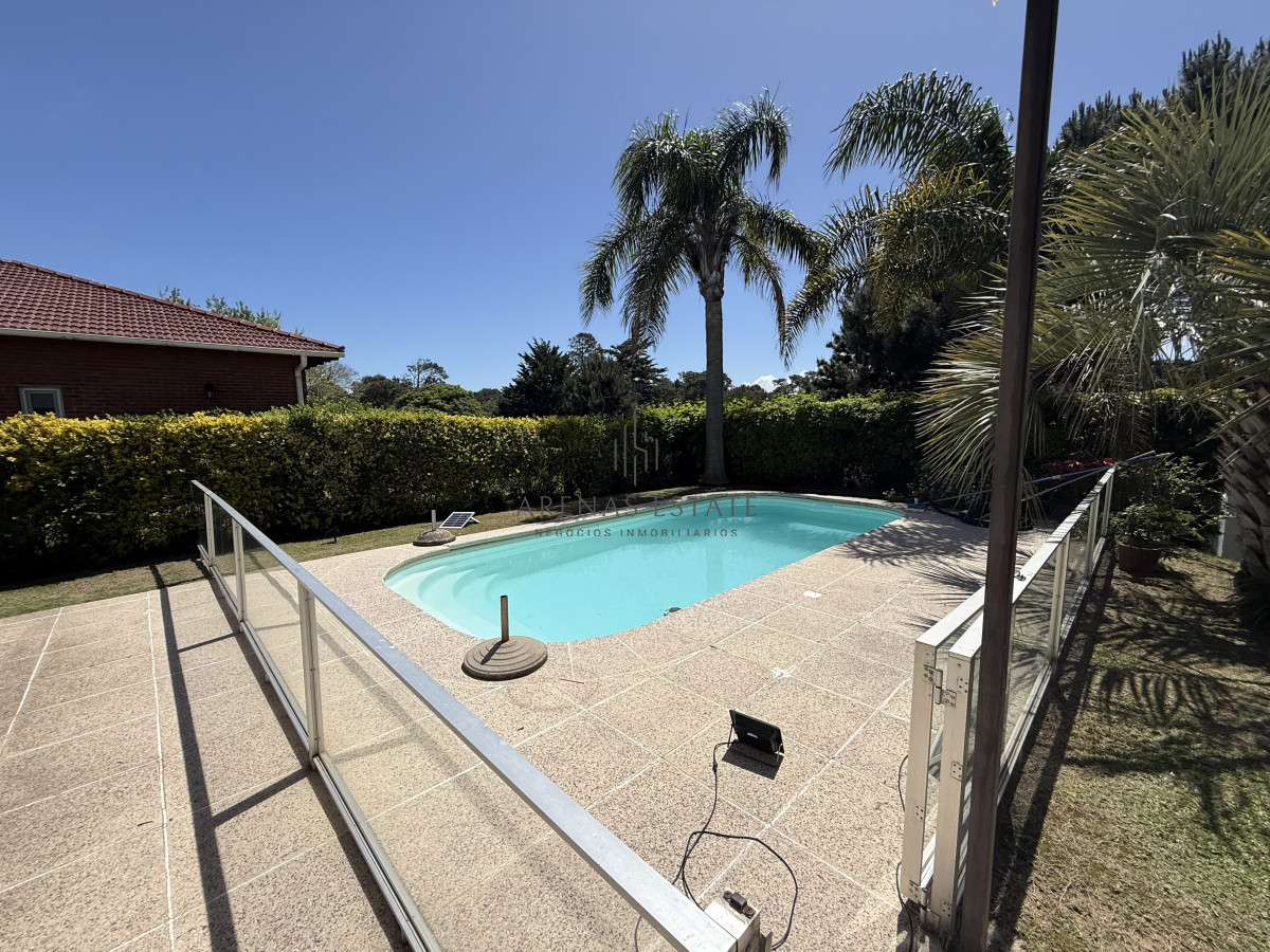 Casa ID.4079 - Casa en venta en Tio Tom , Punta Ballena 