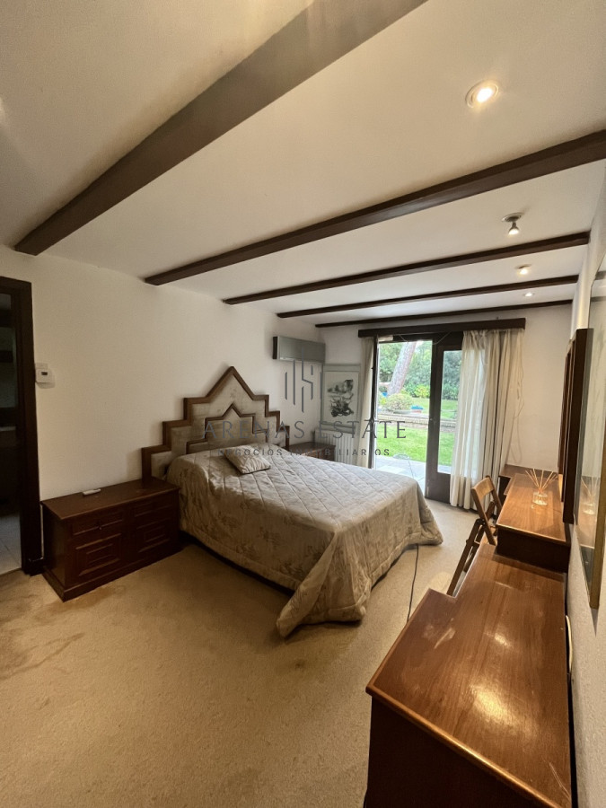 Casa ID.1606 - Casa en venta en zona Mansa 