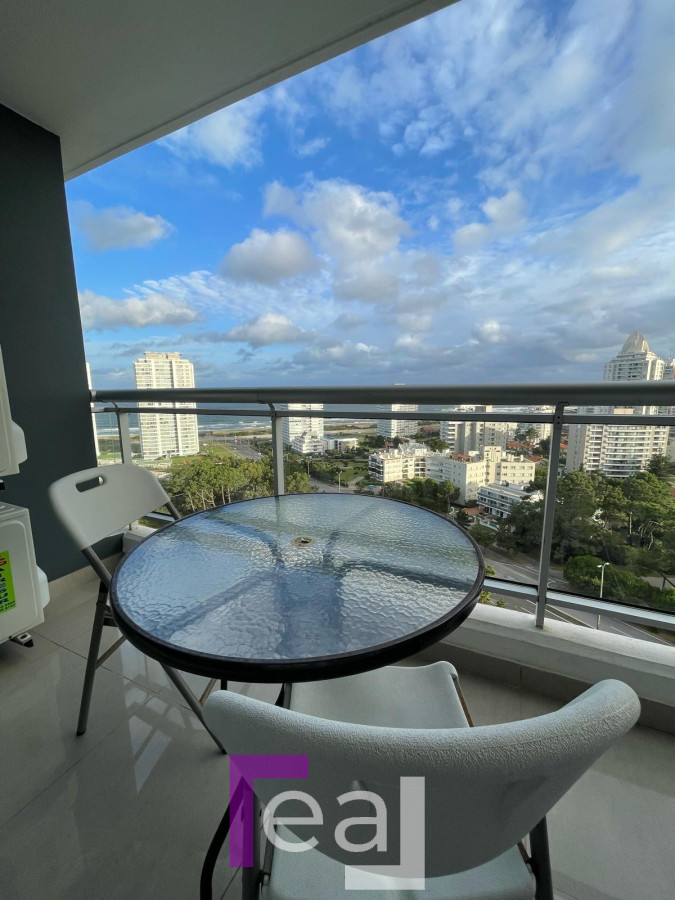 Apartamento ID.209 - Torre de categoria a pasos de la playa Brava 