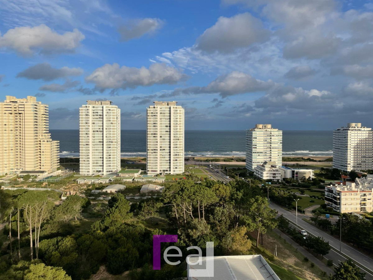 Apartamento ID.209 - Torre de categoria a pasos de la playa Brava 