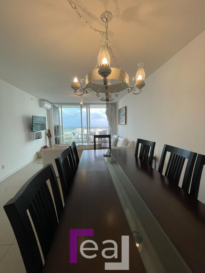 Apartamento ID.209 - Torre de categoria a pasos de la playa Brava 