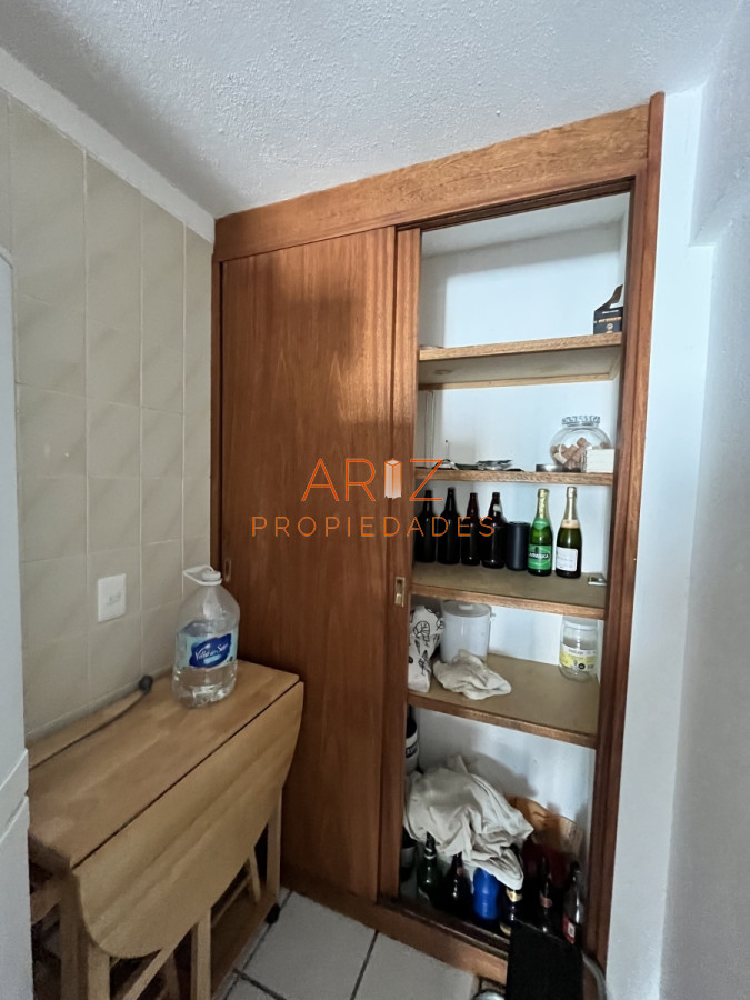 Apartamento ID.1797 - Venta Y Alquiler anual apartamento en muy buena zona! Cerca de todo!