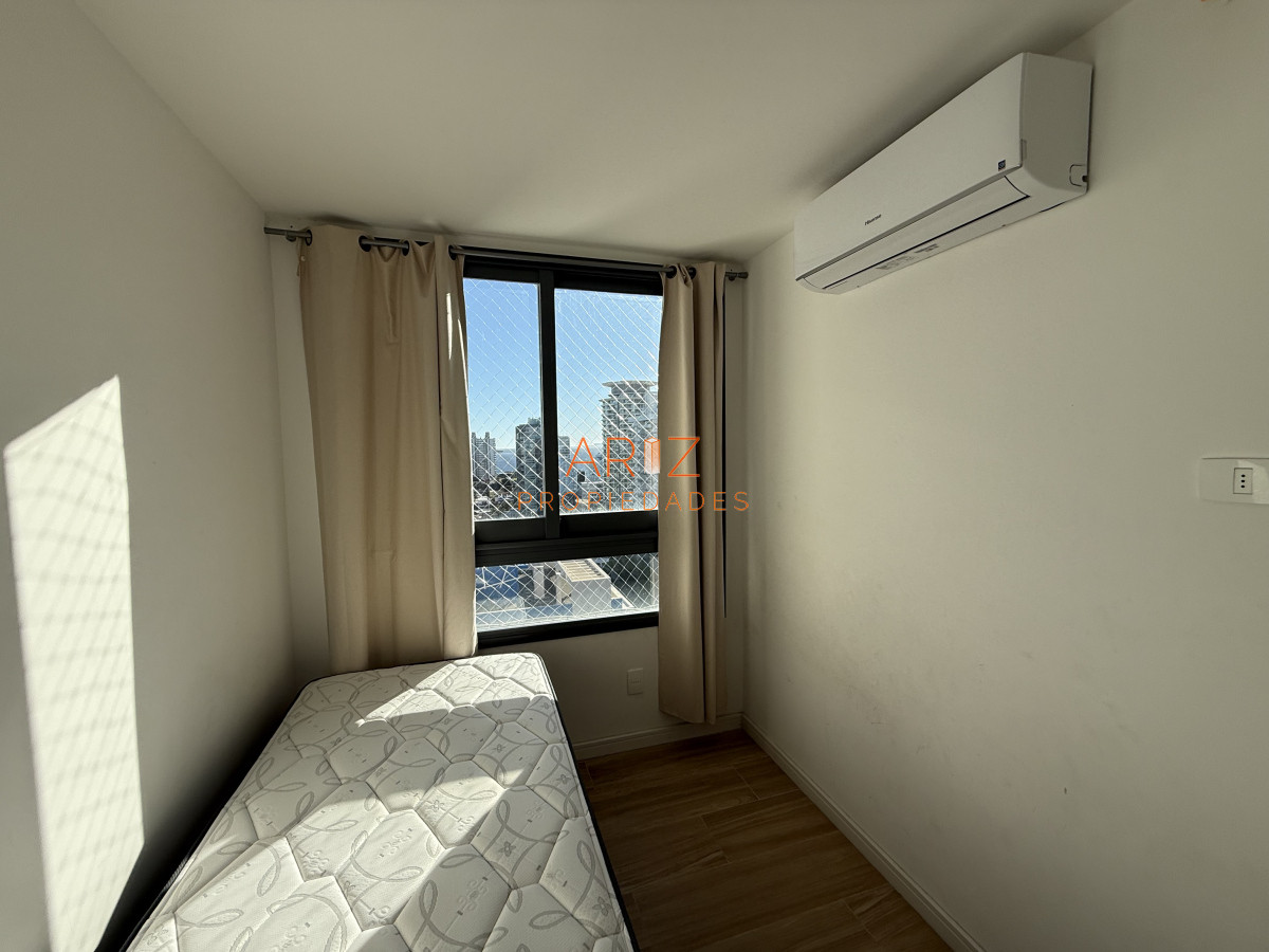 Apartamento ID.1639 - ALQUILER ANUAL 2 DORMITORIOS 1 BAÑO PUNTA DEL ESTE BRAVA