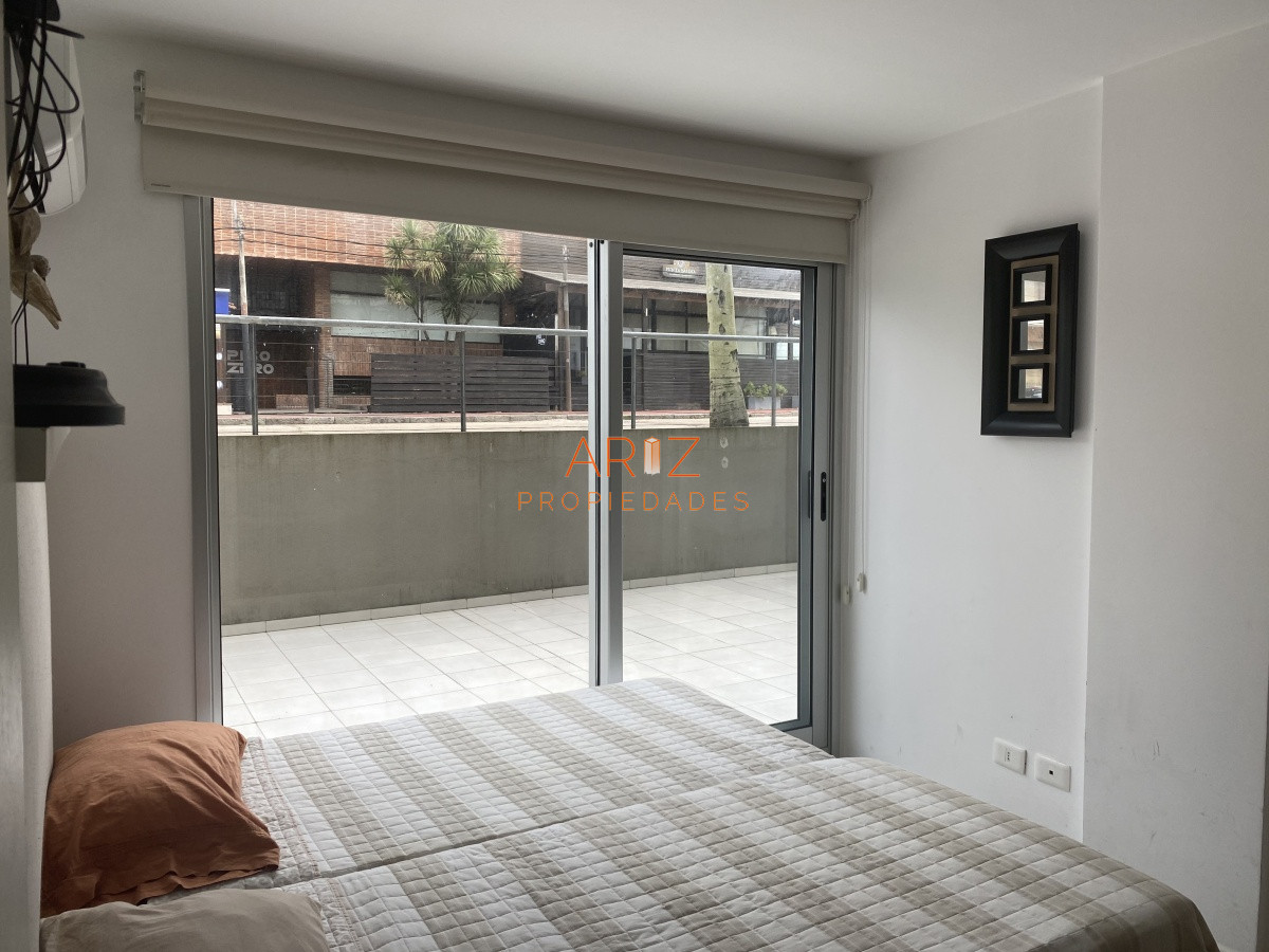 Apartamento ID.1465 - VENDO Y ALQUILO ANUAL APARTAMENTO 2 DORMITORIOS PUNTA DEL ESTE PUERTO