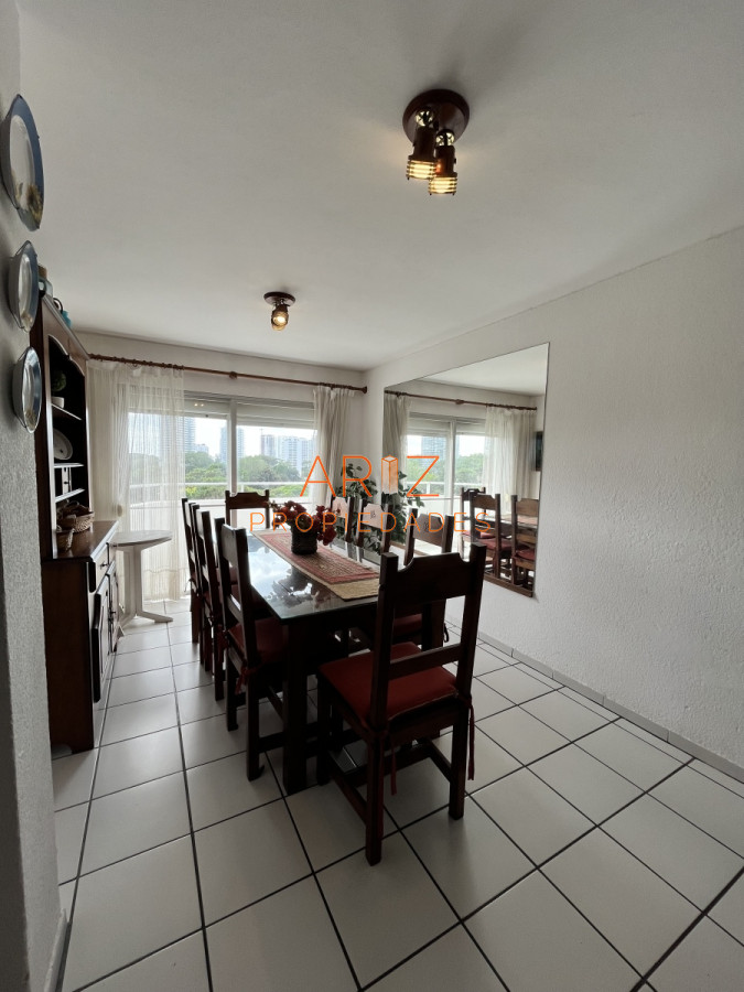 Apartamento ID.1797 - Venta Y Alquiler anual apartamento en muy buena zona! Cerca de todo!