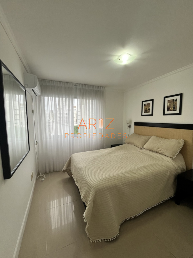Apartamento ID.1930 - Venta en Peninsula apto divinooooo 1 DORMITORIO CON PARRILLERO EXCLUSIVO UNIDAD