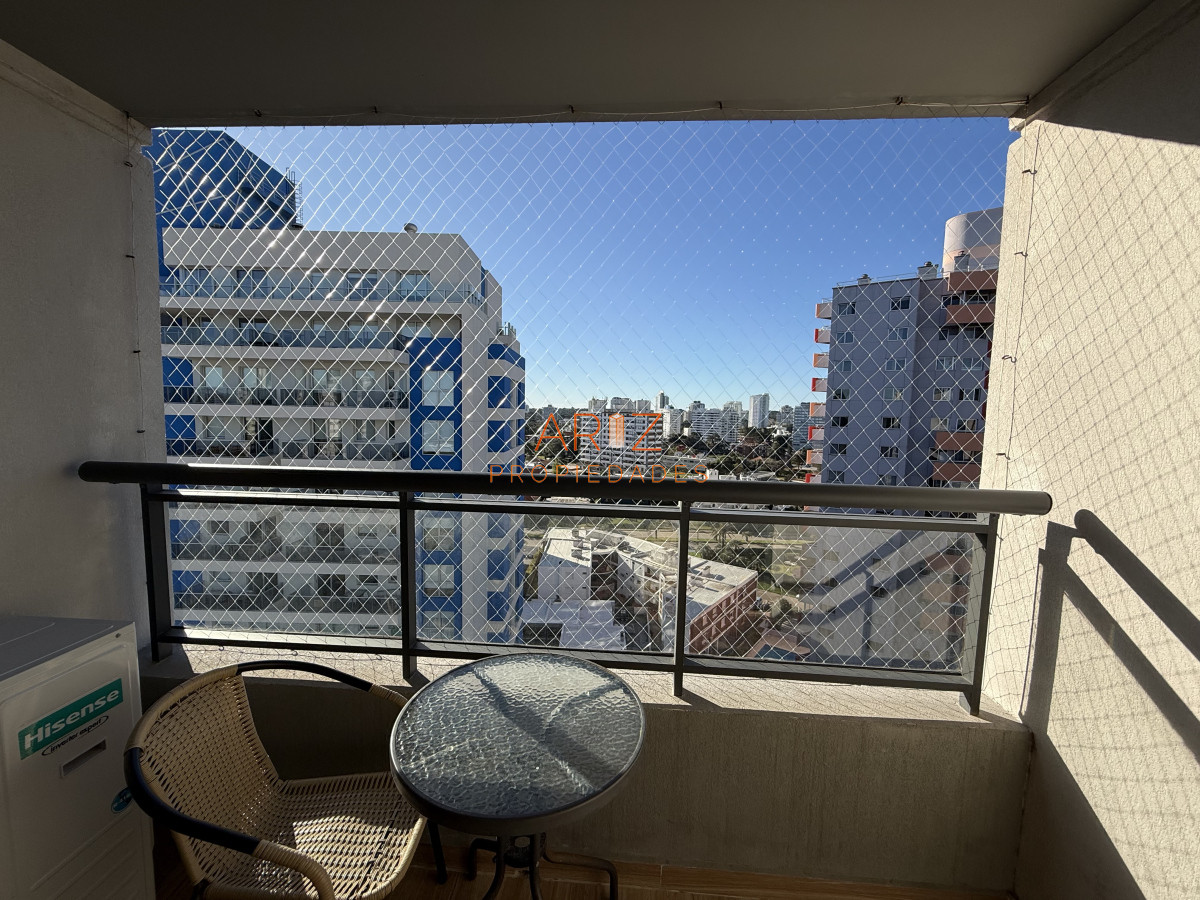 Apartamento ID.1639 - ALQUILER ANUAL 2 DORMITORIOS 1 BAÑO PUNTA DEL ESTE BRAVA