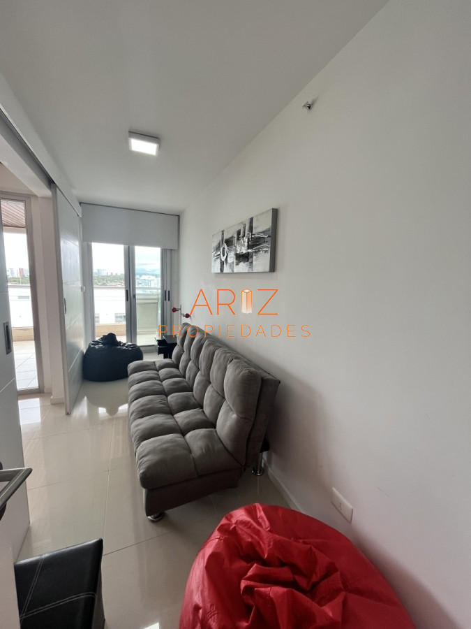 Apartamento ID.1755 - Brava! Excelente ubicación y servicios. DE CATEGORIA 2 DORMITORIOS Y MEDIO 2 BAÑOS LINDA TERRAZA PUNTA DEL ESTE