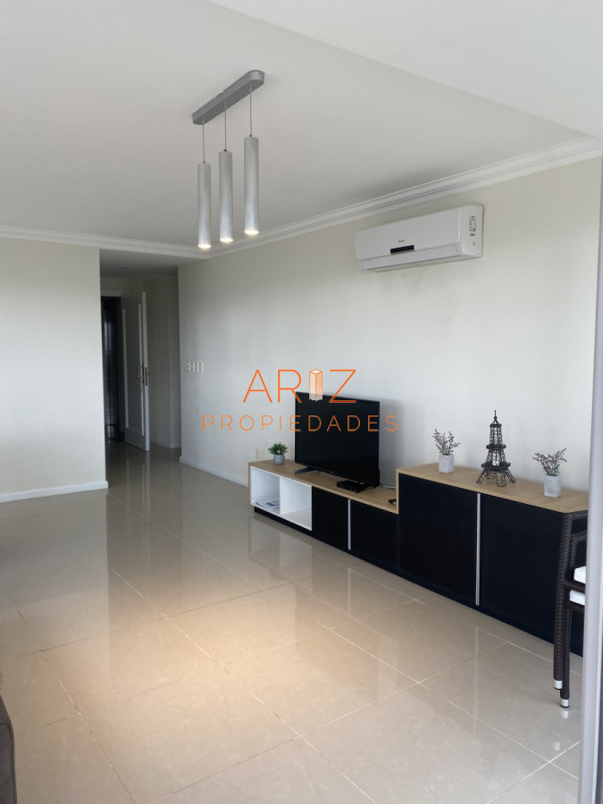 Apartamento ID.596 - VENDO APARTAMENTO 2 DORMITORIOS PUNTA DEL ESTE PENINSULA IMPERIALE III