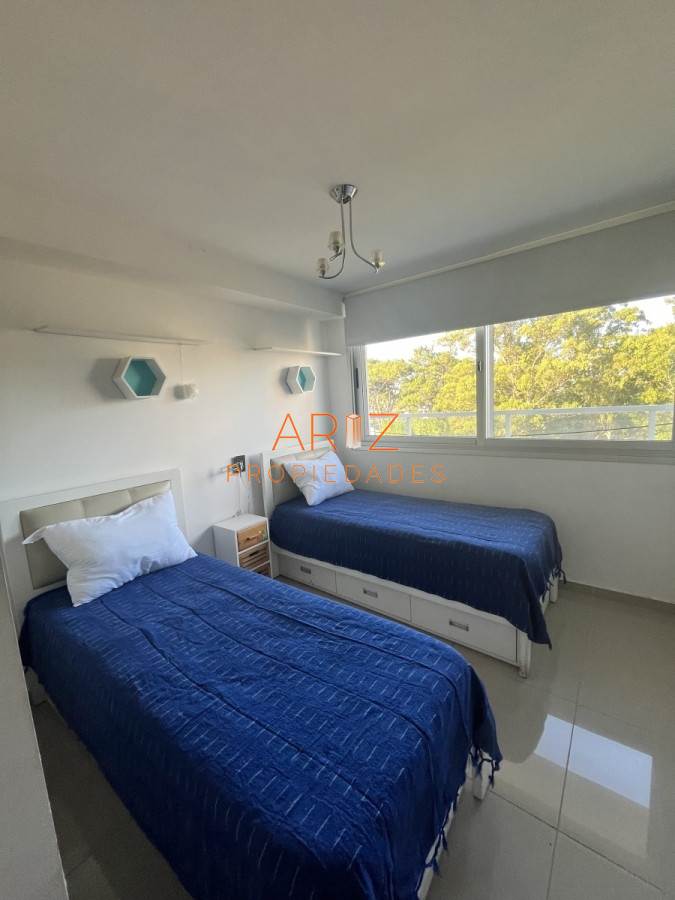 Apartamento ID.2285 - ALQUILER ANUAL Y TEMPORADA 3 DORMITORIOS PUNTA DEL ESTE ROOSEVELT PARRILLERO 