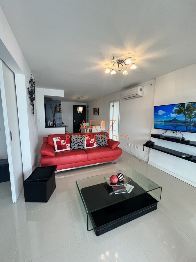 Apartamento ID.1755 - Brava! Excelente ubicación y servicios. DE CATEGORIA 2 DORMITORIOS Y MEDIO 2 BAÑOS LINDA TERRAZA PUNTA DEL ESTE