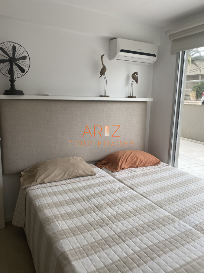 Apartamento ID.1465 - VENDO Y ALQUILO ANUAL APARTAMENTO 2 DORMITORIOS PUNTA DEL ESTE PUERTO