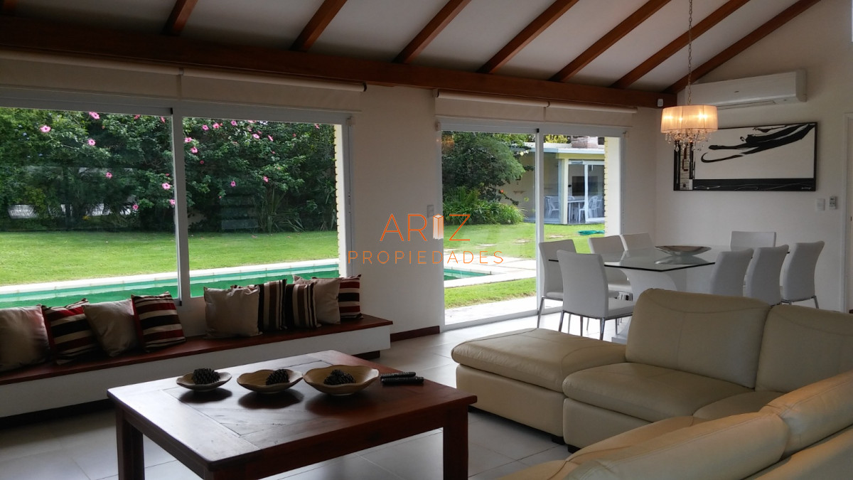 Casa ID.2069 - Casa en Punta del Este, Mansa