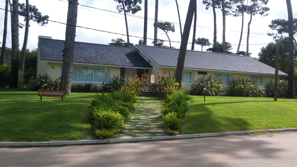 Casa ID.2069 - Casa en Punta del Este, Mansa
