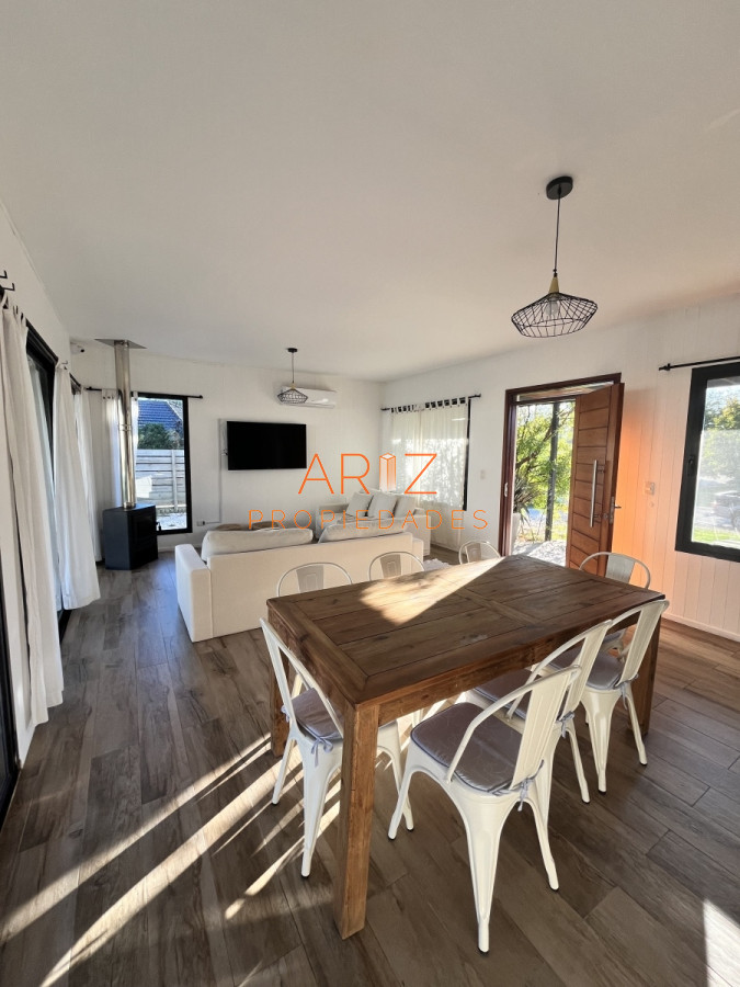 Casa ID.1795 - Alquiler Anual y Venta hermosa casa en Barrio Privado PUNTA DEL ESTE