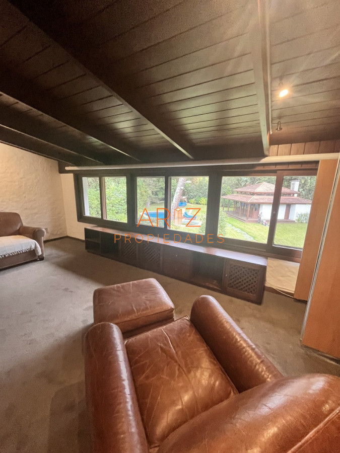 Casa ID.2201 - VENTA CASA 4 DORMITORIOS PUNTA DEL ESTE IMPERDIBLE ZONA