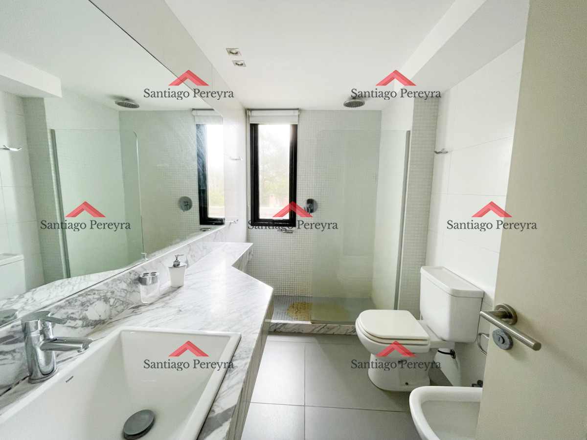 Apartamento ID.14798 - Apartamento con amplia terraza patio