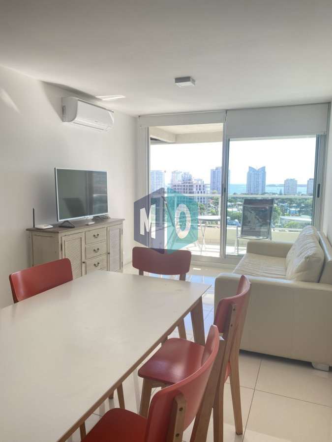 Apartamento ID.727 - Alquiler anual apto con linda vista 