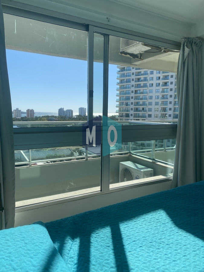 Apartamento ID.727 - Alquiler anual apto con linda vista 