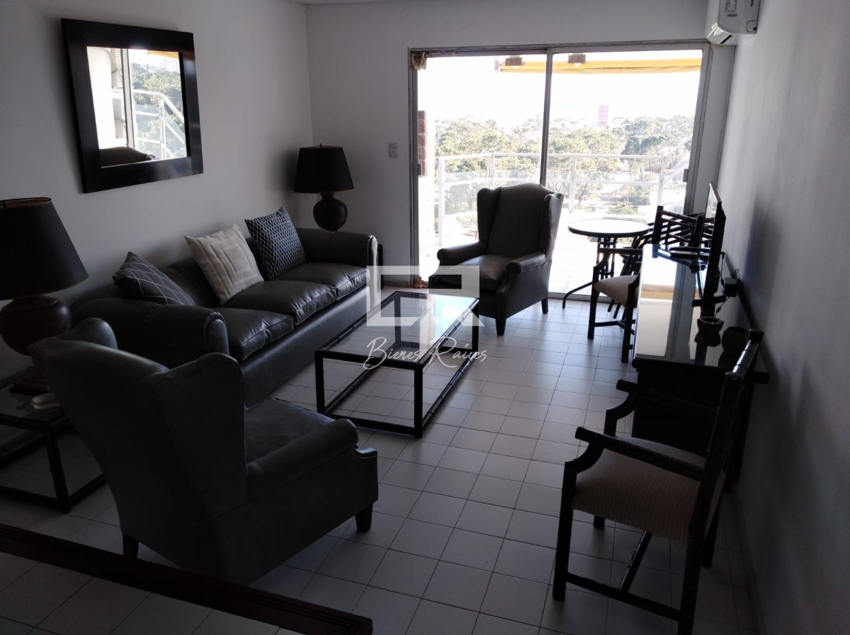 Apartamento ID.770 - Alquiler Anual  - Venta 