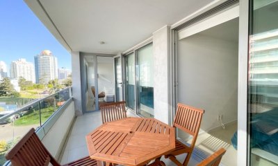 Apartamento en venta y alquiler anual