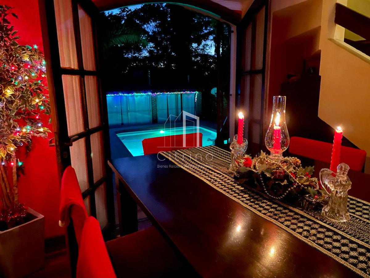 Casa ID.1607 - Completo quincho disponible en alquiler anual 